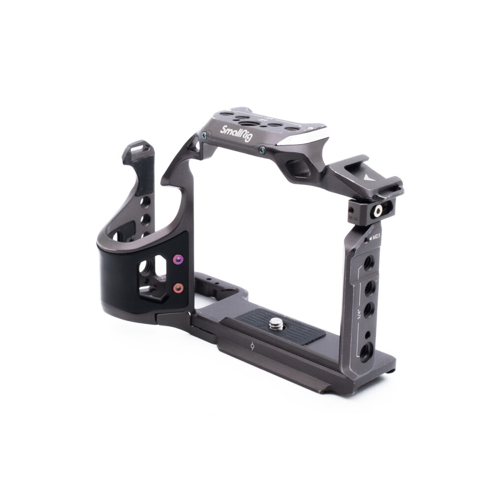 Smallrig Sony A7R V-2 SmallRig 4308 Cage kit ”Rhinoceros” For Sony A7R V / A7 IV / A7S III - Käytetty