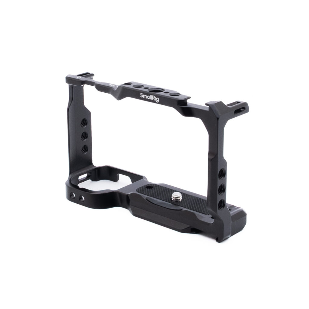 Sony ZV-E10 häkki-2 SmallRig 3531 Cage with Grip For Sony ZV-E10 - Käytetty