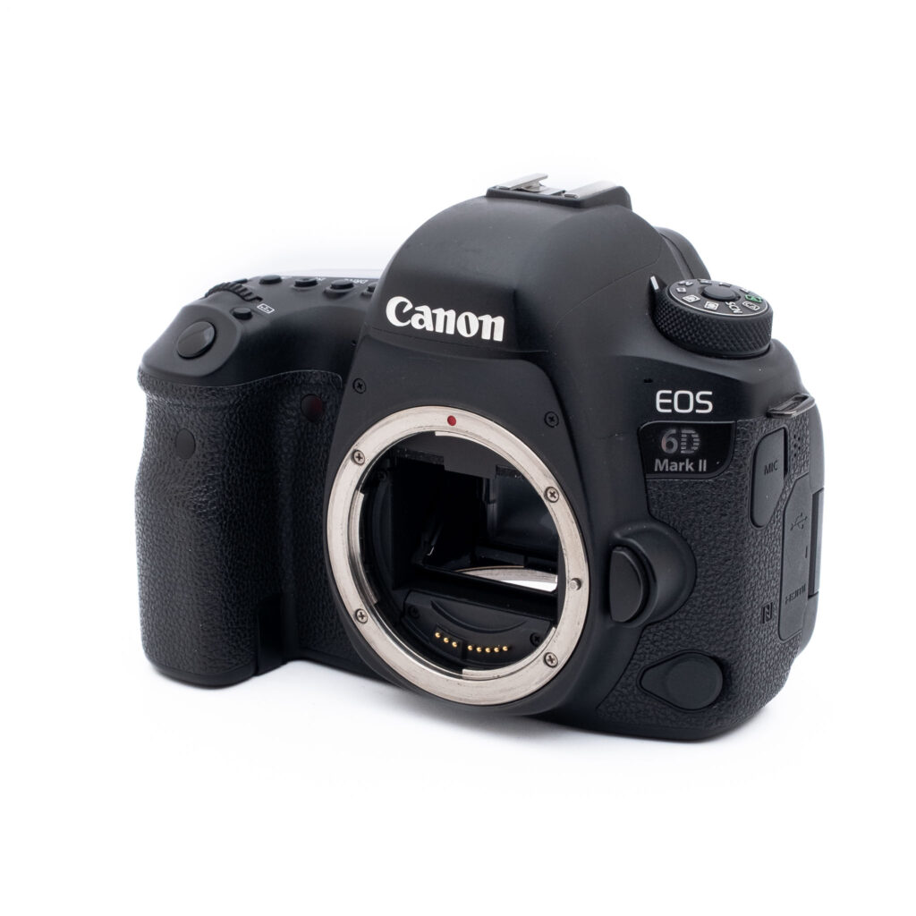 Canon EOS 6D Mark II - Käytetty