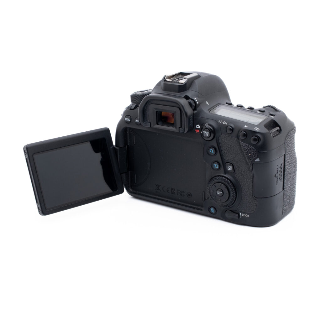 Canon EOS 6D Mark II - Käytetty