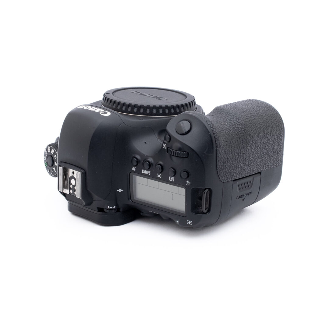 Canon EOS 6D Mark II - Käytetty