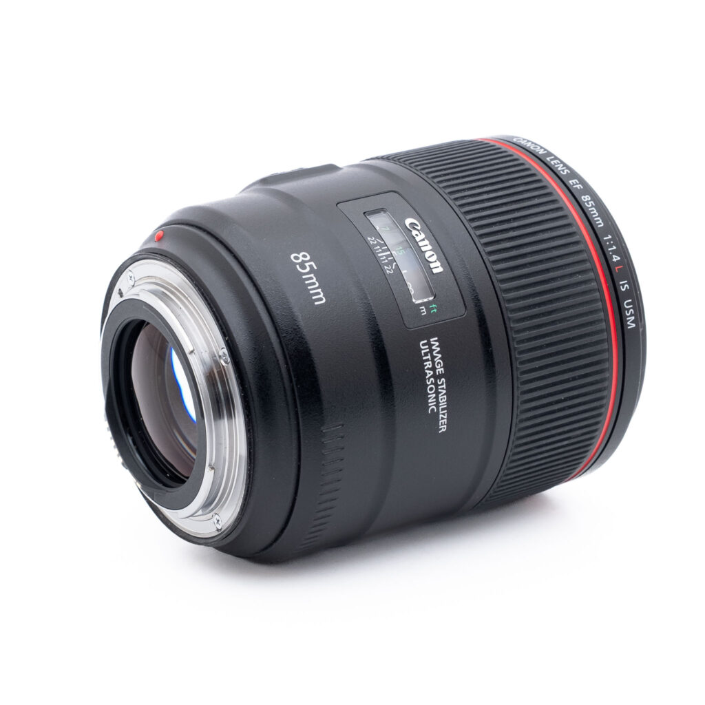 Canon-EF-85mm-f1.4L-IS-USM-3 Canon EF 85mm f/1.4 L IS USM - Käytetty