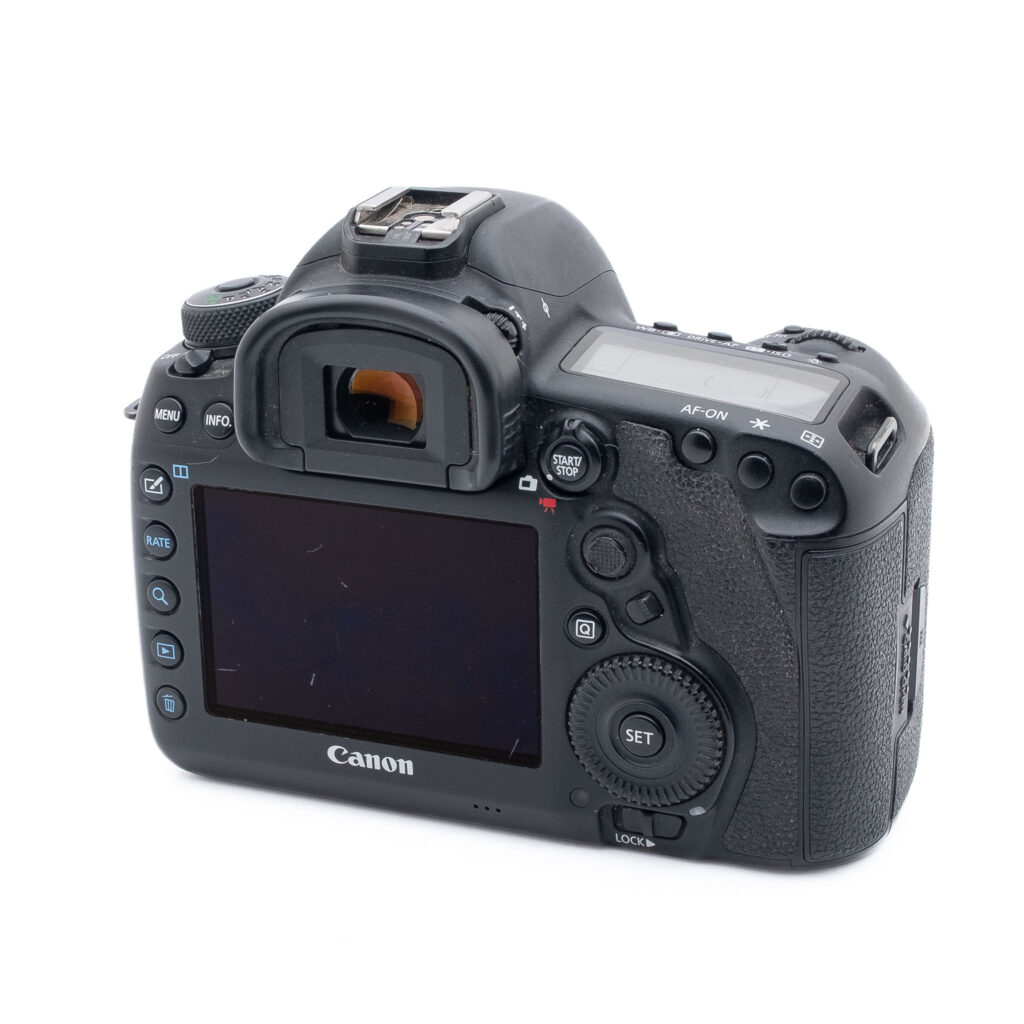 Canon-EOS-5DMIV-3 Canon EOS 5D Mark IV - Käytetty