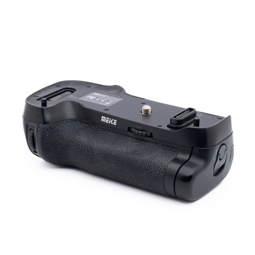 Meike-MK-D500-1 Meike MK-D500 Pro akkukahva - Käytetty