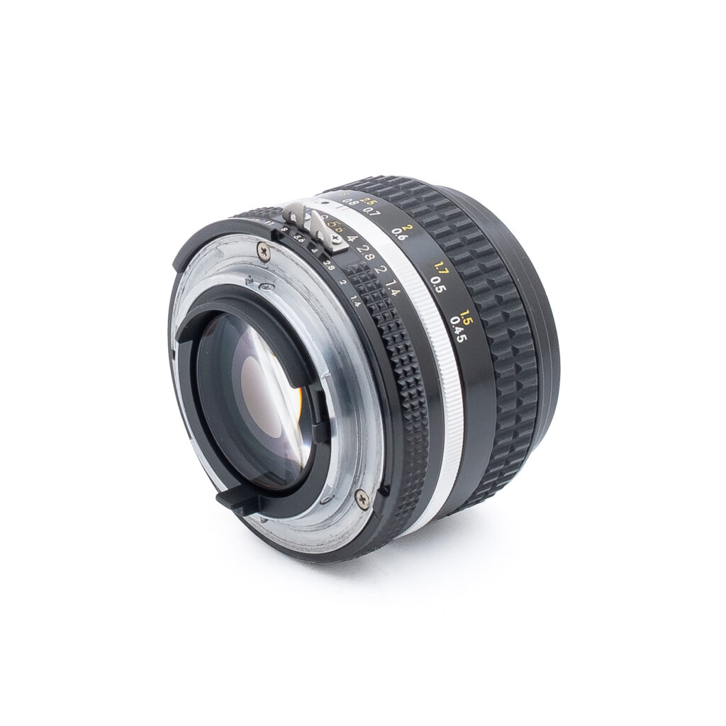 Nikon-50mm-f1.4-2 Nikon AF Nikkor 50mm f/1.4 D - Käytetty