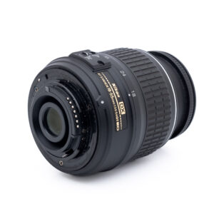 Nikon-DX-18-55mm-f3.5-5.6-G-II-3 Nikon AF-S Nikkor 18-55mm f/3.5-5.6 G II DX - Käytetty