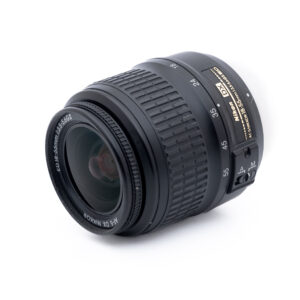 Nikon-DX-18-55mm-f3.5-5.6G-II-2 Nikon AF-S Nikkor 18-55mm f/3.5-5.6 G II DX - Käytetty