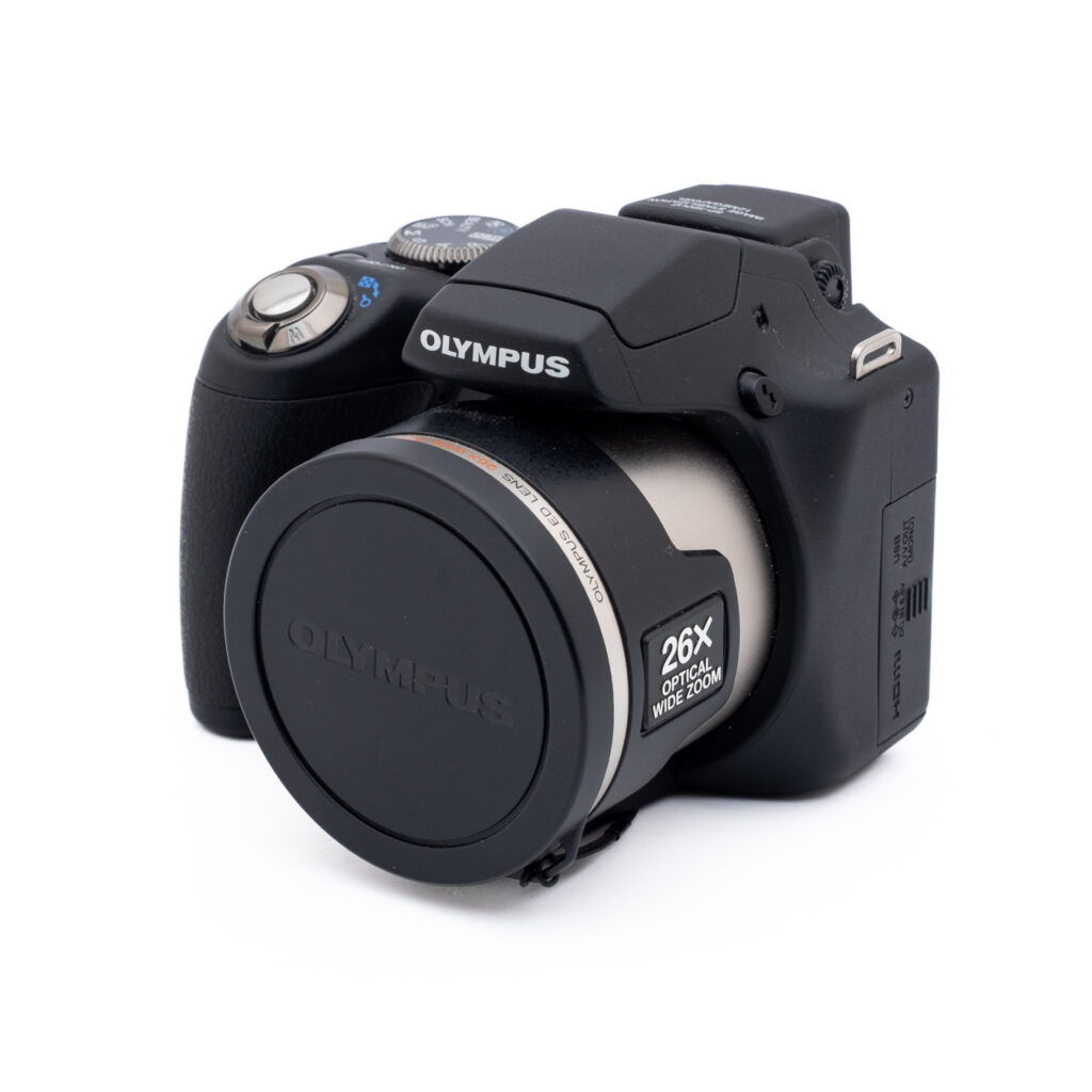 Olympus-SP-590UZ-1 Olympus SP-590UZ digikamera - Käytetty