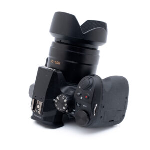 Panasonic Lumix FZ300 - Käytetty