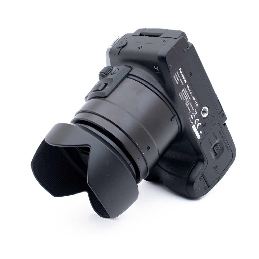 Panasonic Lumix FZ300 - Käytetty