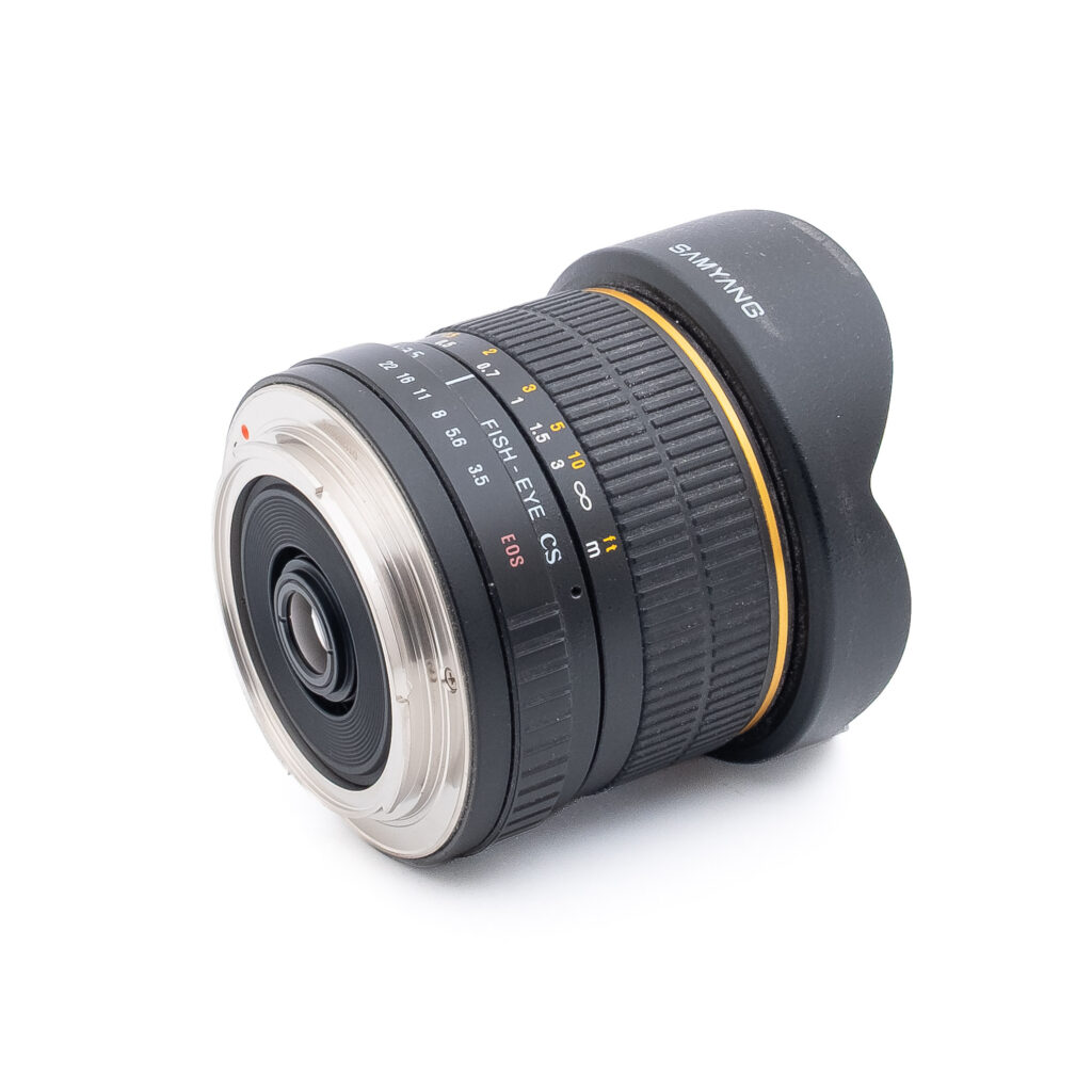 Samyang-8mm-fisheye-cs-ef-3 Samyang 8mm f/3.5 Fisheye CS Canon EF-S - Käytetty