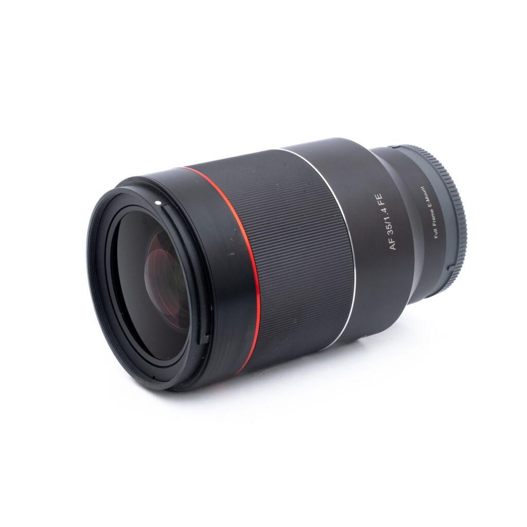 Samyang-AF-35mm-f1.4-FE-2 Samyang AF 35mm f/1.4 Sony FE - Käytetty