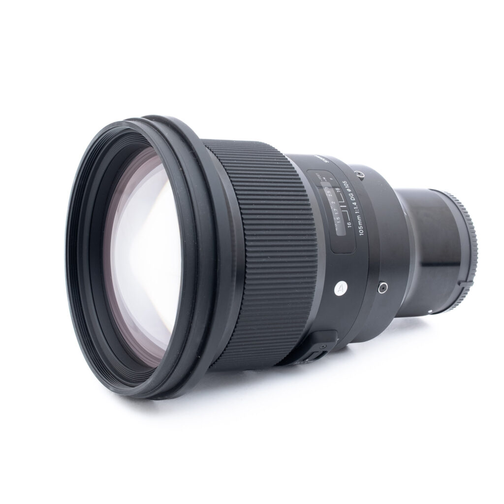 Sigma-105mm-f1.4-DG-Sony-2 Sigma Art 105mm f/1.4 DG Sony FE - Käytetty