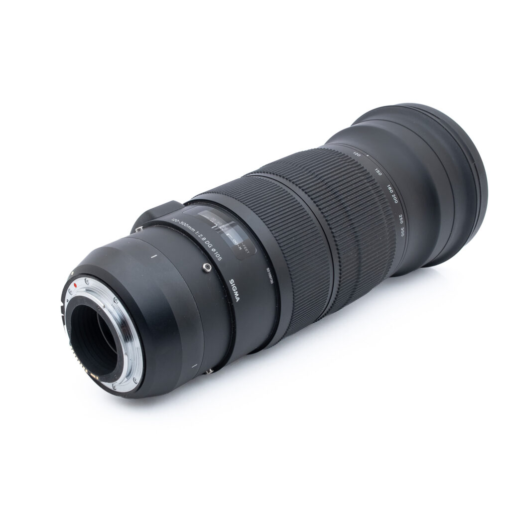 Sigma-120-300mm-f2.8-DG-3 Sigma 120-300mm f/2.8 DG OS Sport HSM Canon EF - Käytetty