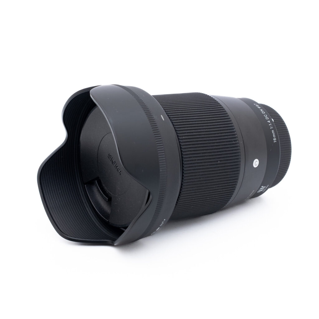 Sigma 16mm f/1.4 DC DN C MFT - Käytetty
