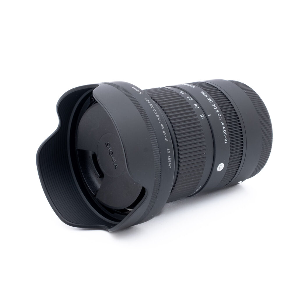 Sigma-18-50mm-f2.8-DC-DN-Sony-1 Sigma 18-50mm f/2.8 DC DN C Sony E - Käytetty