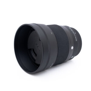 Sigma-56mm-f1.4-DC-DN-MFT-1 Sigma 56mm f/1.4 DC DN C MFT - Käytetty