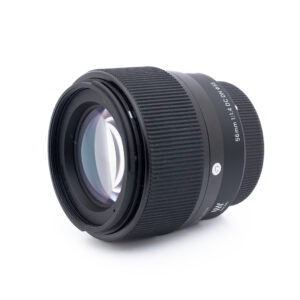 Sigma-56mm-f1.4-DC-DN-MFT-2 Sigma 56mm f/1.4 DC DN C MFT - Käytetty