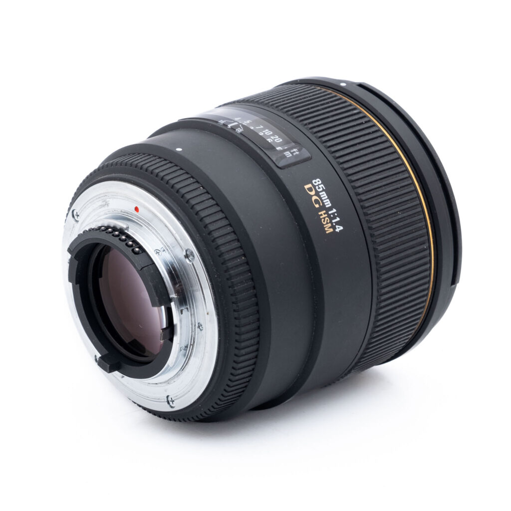 Sigma 85mm f/1.4 EX DG HSM Nikon F - Käytetty