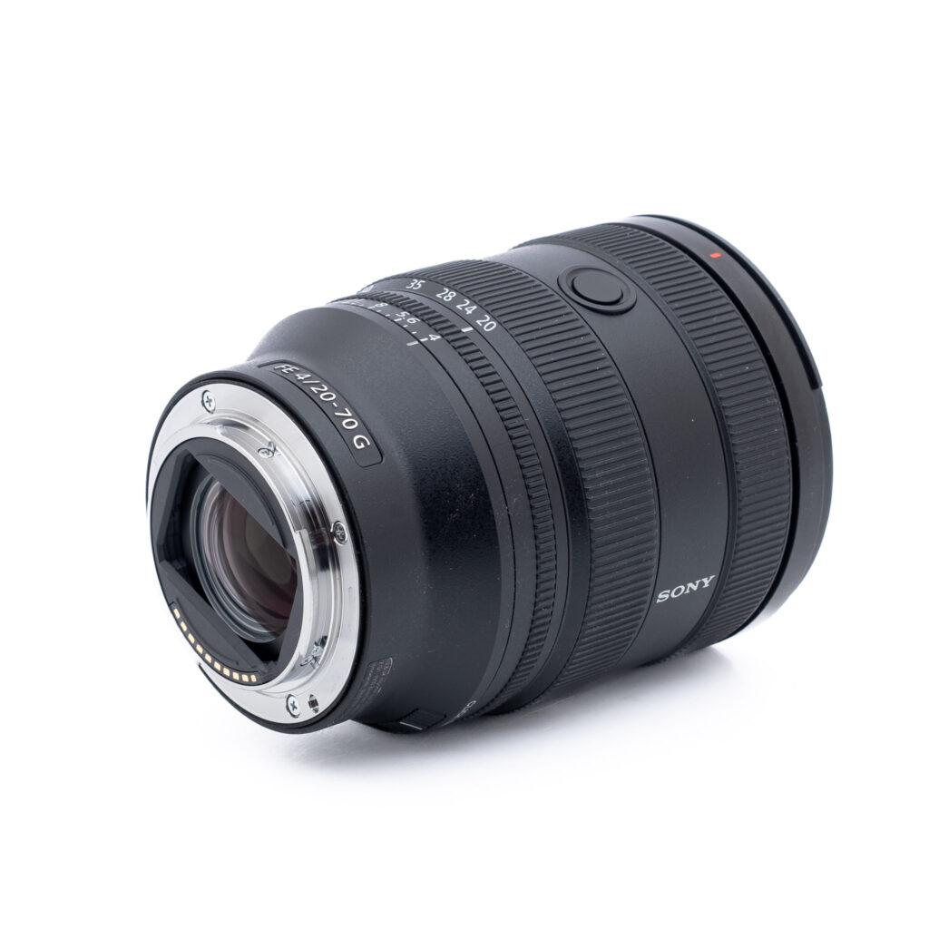 Sony-FE-20-70mm-f4-3 Sony FE 20-70mm f/4 G - Käytetty