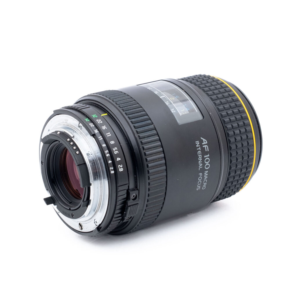 Tokina AT-X M100AF 100mm f/2.8 Macro Nikon F - Käytetty