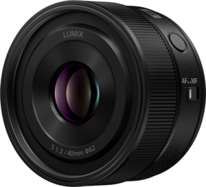 Panasonic Lumix S 40mm f/2.0 -objektiivi