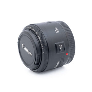 Canon EF 50mm f/1.8 II - Käytetty