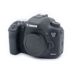 Canon EOS 7D Mark II - Käytetty