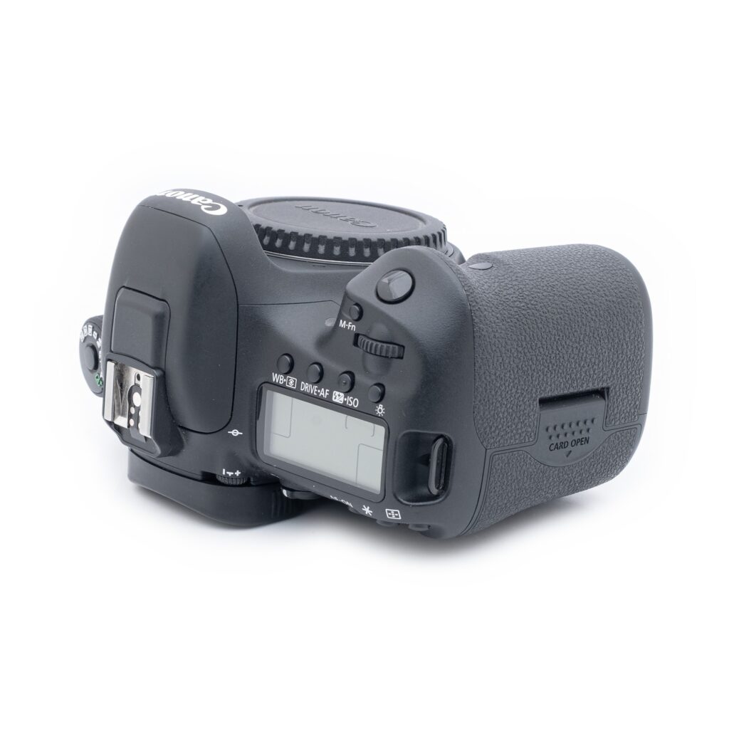 Canon EOS 7D Mark II - Käytetty