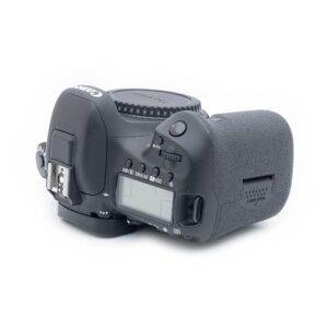 Canon EOS 7D Mark II - Käytetty