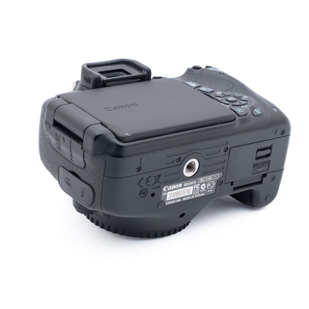 Canon-EOS-600D-6760-5 Canon EOS 600D - Käytetty