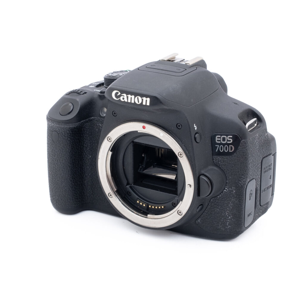 Canon-EOS-700D-2 Canon EOS 700D - Käytetty