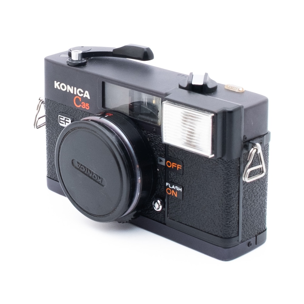 Konica C35 -filmikamera - Käytetty