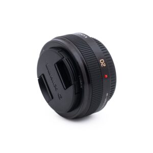 Lumix 20mm f17 G_1 Panasonic Lumix G 20mm f/1.7 - Käytetty
