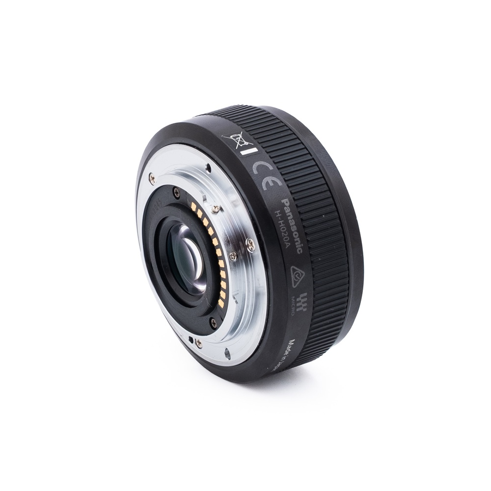 Lumix 20mm f17 G_3 Panasonic Lumix G 20mm f/1.7 - Käytetty