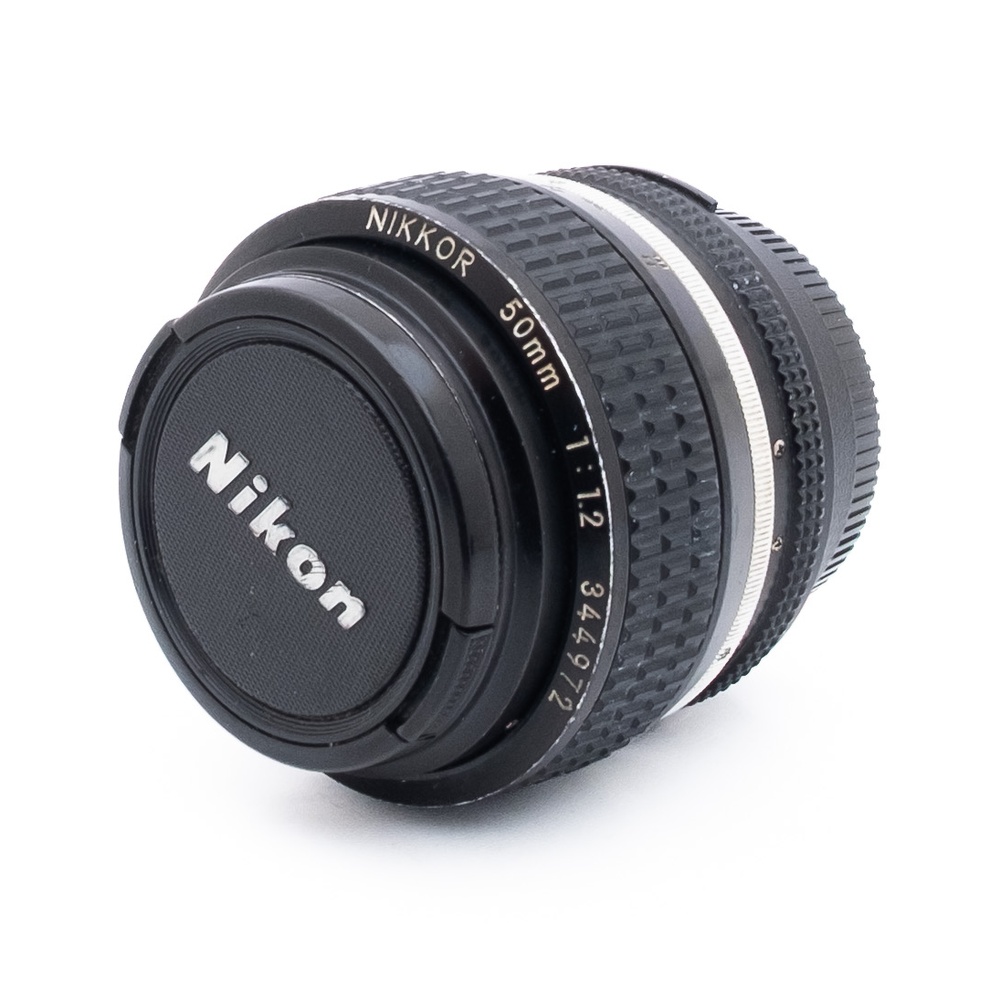 Nikno AI-S 50mm f12_1 Nikon AI-S Nikkor 50mm f/1.2 - Käytetty