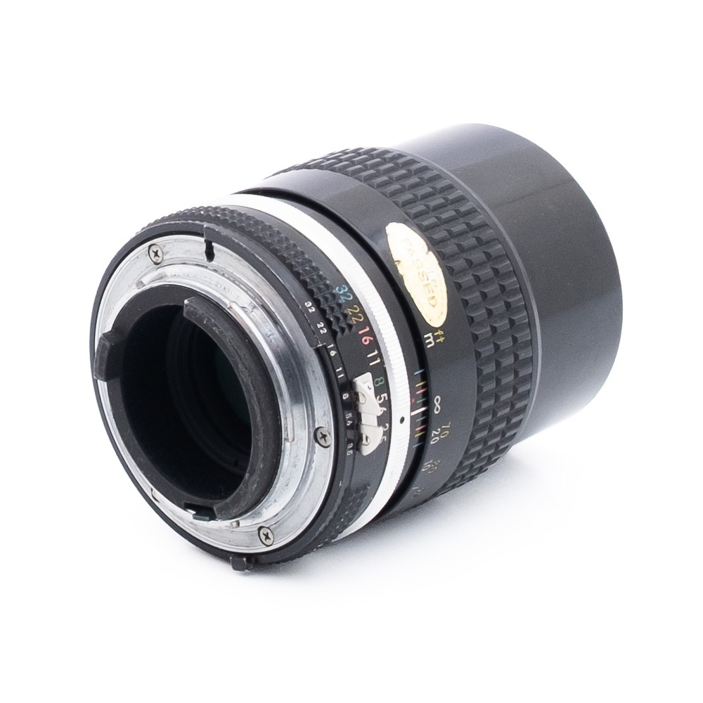 Nikon 135mm f35_3 Nikon AI-S Nikkor 135mm f/3.5 - Käytetty