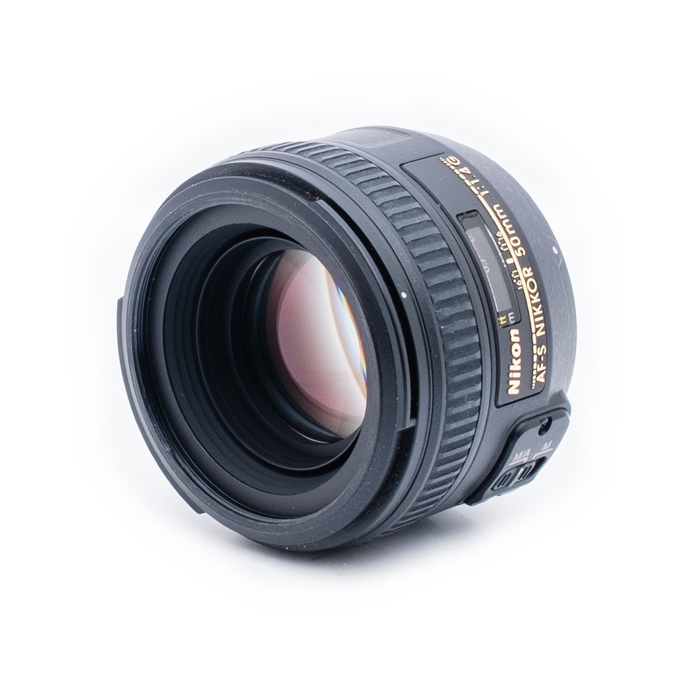 Nikon 50mm f14G_2 Nikon AF-S Nikkor 50mm f/1.4 G - Käytetty