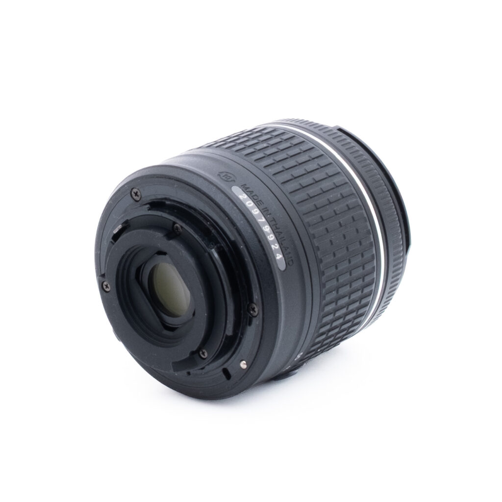 Nikon AF-P 18-55mm f35-56G VR_3 Nikon AF-P Nikkor 18-55mm f/3.5-5.6 G VR DX - Käytetty