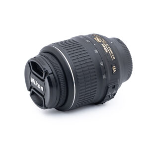 Nikon AF-S Nikkor 18-55mm f/3.5-5.6 G VR DX - Käytetty