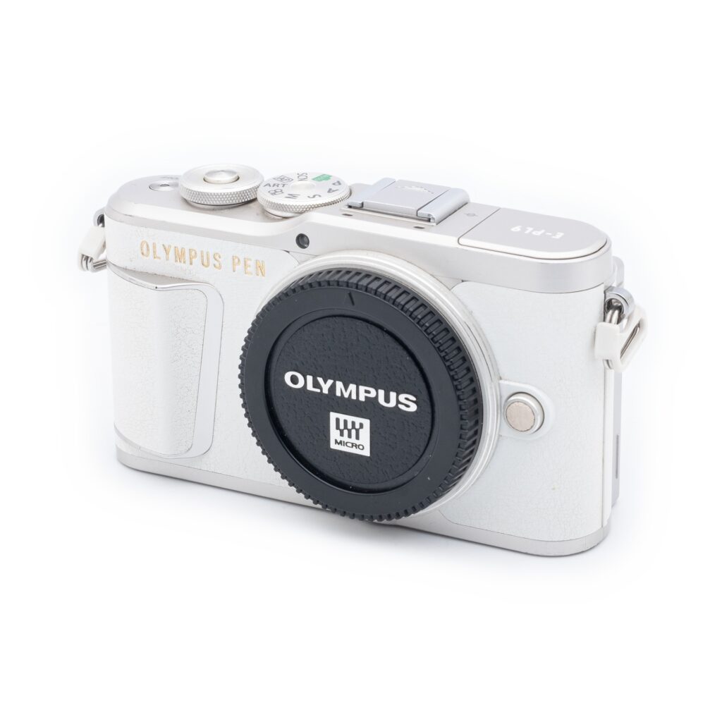 Olympus PEN E-PL9_5 Olympus PEN E-PL9 White / Silver – Second-hand system camera