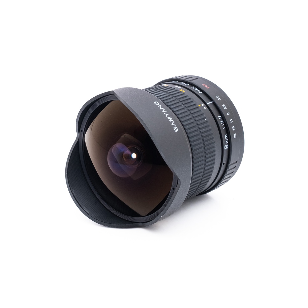 Samyang 8mm f35_2 Samyang 8mm f/3.5 Fisheye CS Canon EF-S - Käytetty
