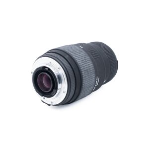 Sigma DG 70-300mm f/4-5.6 Macro Nikon F - Käytetty