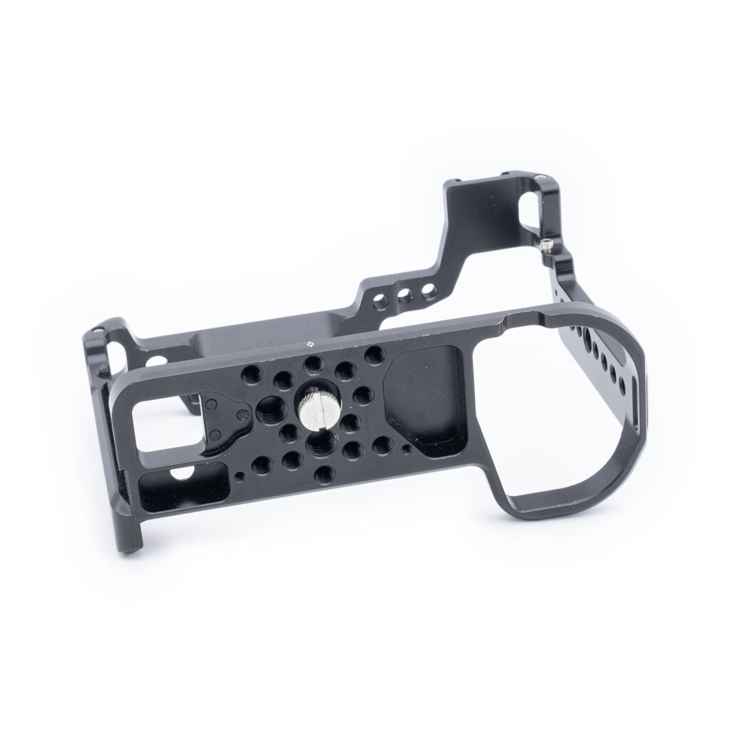 Smallrig-Lumix-S1-cage_3 SmallRig 2345 Cage for Panasonic Lumix DC-S1 and S1R - Käytetty