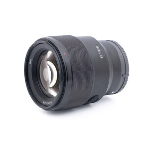 Sony FE 85mm f/1.8 - Käytetty