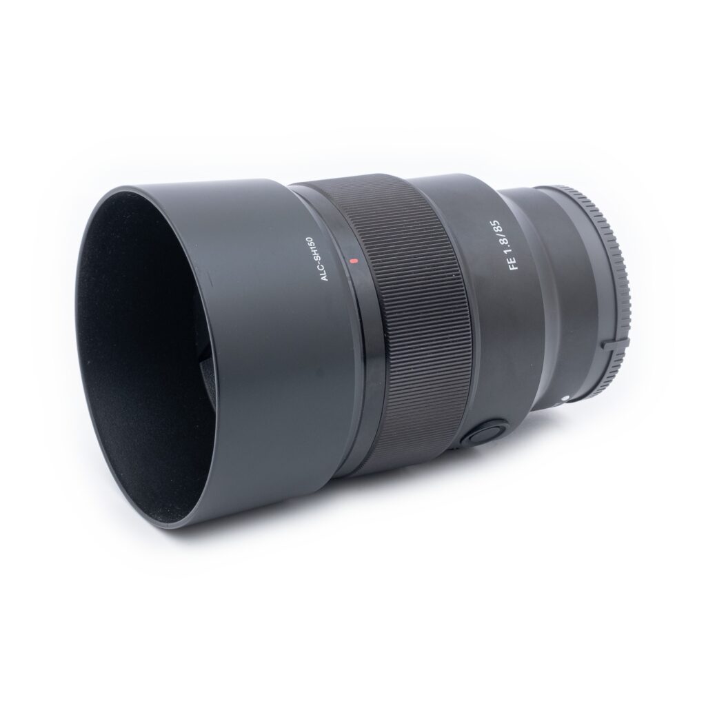Sony-FE-85mm-f1.8_1 Sony FE 85mm f/1.8 - Käytetty