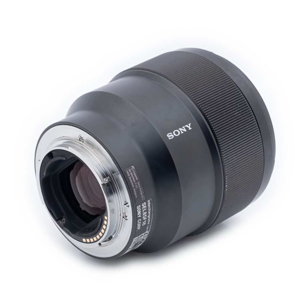 Sony-FE-85mm-f1.8_3 Sony FE 85mm f/1.8 - Käytetty