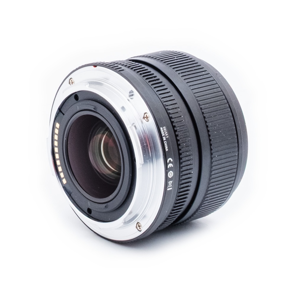 TTArtisan 40mm f2 ED ASPH_3 TTArtisan AF 40mm f/2 L-Mount - Käytetty