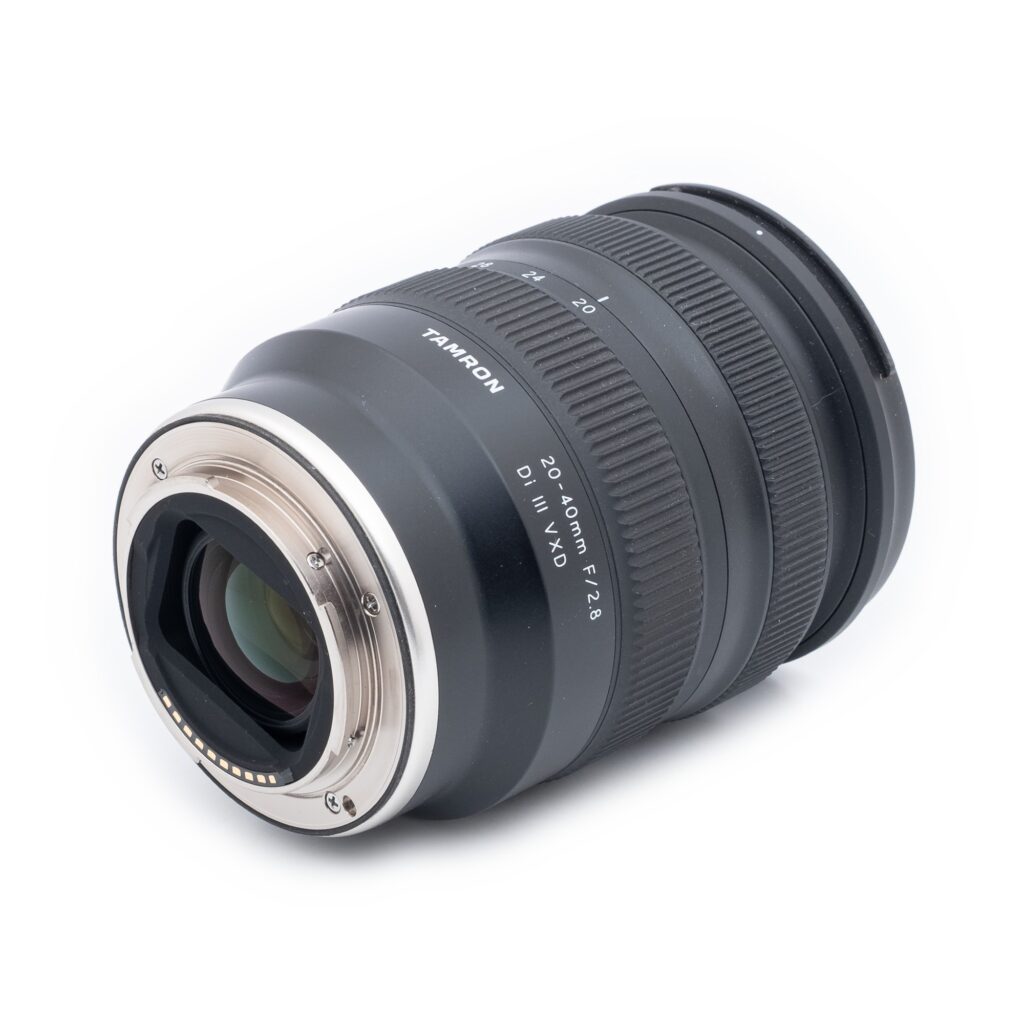 Tamron-20-40mm-f2.8-Sony_3 Tamron 20-40mm f/2.8 Di III VXD Sony FE – Käytetty