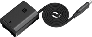 800q-02_139318 SmallRig 6412 Attachable Self-Coiling Dummy Battery Power Cable USB-C for NP-FZ100 -dummy-akkuvirtakaapeli